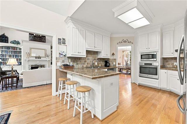 20143 W Magnolia CT, Smithfield, VA 23430