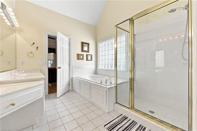 20143 W Magnolia CT, Smithfield, VA 23430