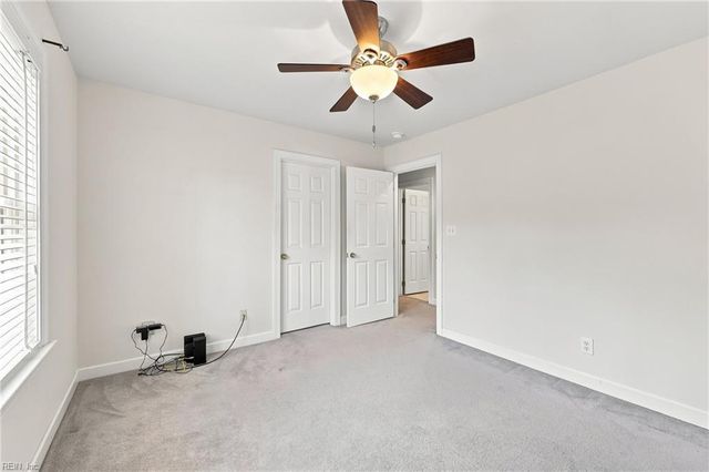 20143 W Magnolia CT, Smithfield, VA 23430
