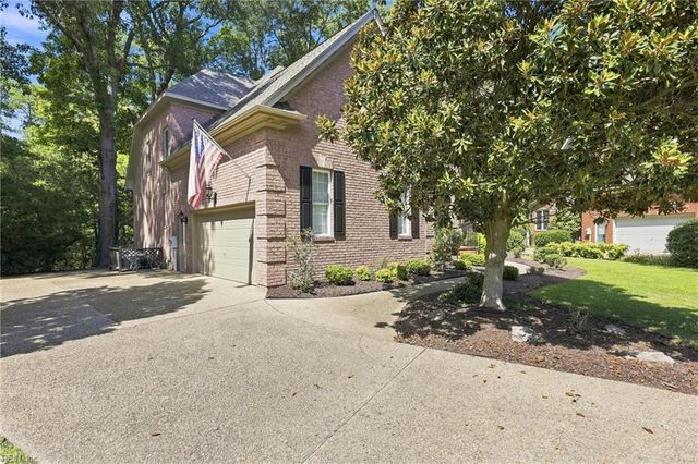 20143 W Magnolia CT, Smithfield, VA 23430
