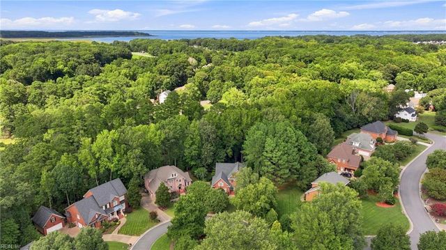 20143 W Magnolia CT, Smithfield, VA 23430