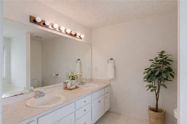 4742 Shay Terrace, Buford, GA 30519