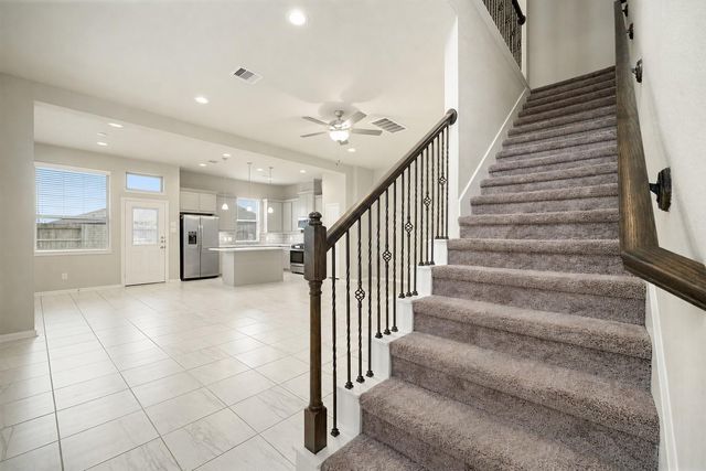 8718 Laurel Crest Drive, Missouri City, TX 77459