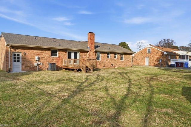 2617 N Elizabeth Harbor DR, Chesapeake, VA 23321