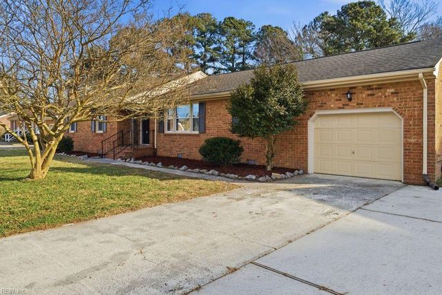 2617 N Elizabeth Harbor DR, Chesapeake, VA 23321