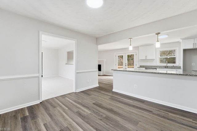 2617 N Elizabeth Harbor DR, Chesapeake, VA 23321