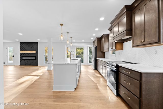 508 Nickleby Way, Louisville, KY 40245