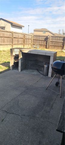 1009 Cottonwood Street, Rogers, AR 72758