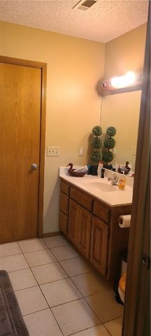 1009 Cottonwood Street, Rogers, AR 72758