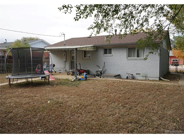 420 Rosewood Dr, Fountain, CO 80817