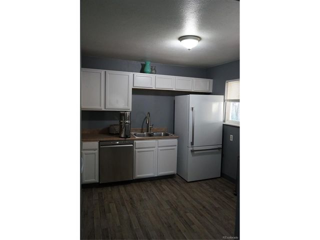 420 Rosewood Dr, Fountain, CO 80817