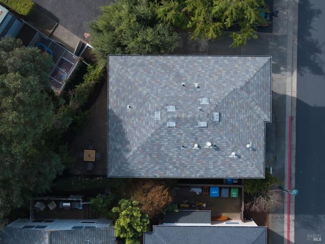 930 Martin Cir, Petaluma, CA 94952