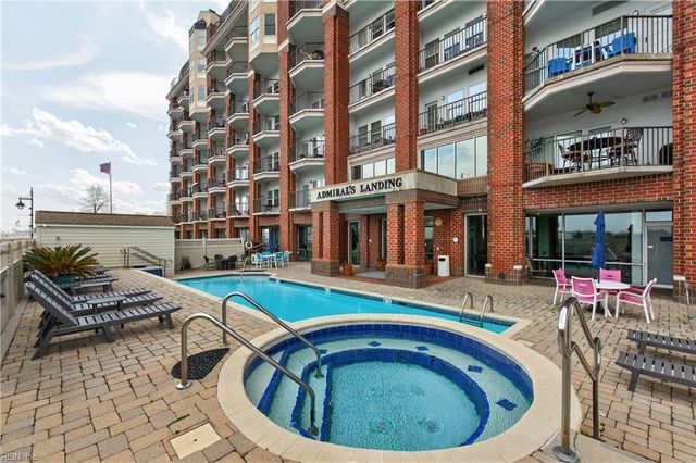 475 Water St Apt 806, Portsmouth, VA 23704