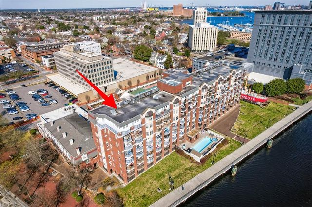 475 Water St Apt 806, Portsmouth, VA 23704