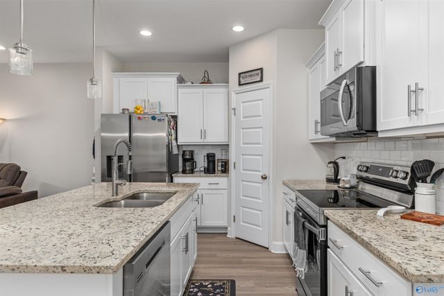 433 SE Ronnie Drive, Hartselle, AL 35640