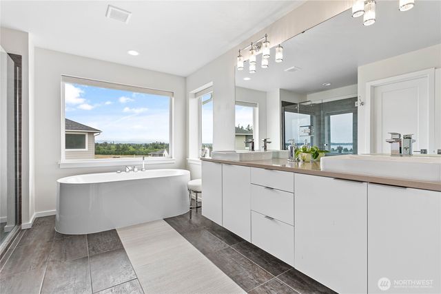 8465 Camas Drive, Blaine, WA 98230