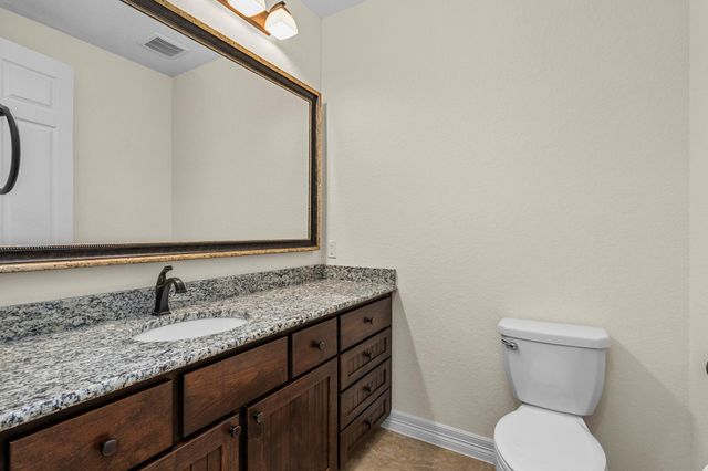 948 Lazy Diamond, Canyon Lake, TX 78133