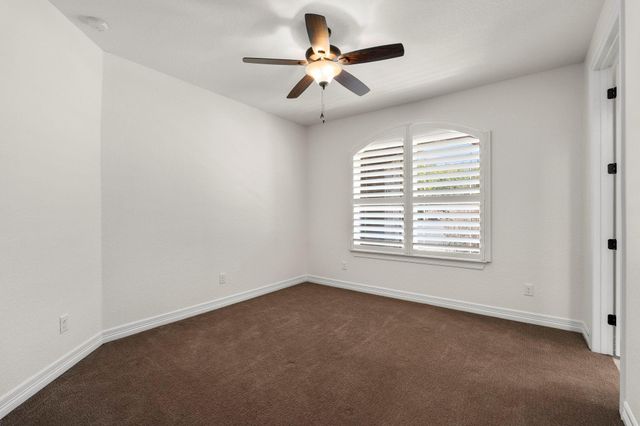 948 Lazy Diamond, Canyon Lake, TX 78133