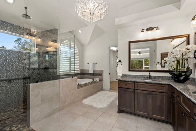 948 Lazy Diamond, Canyon Lake, TX 78133