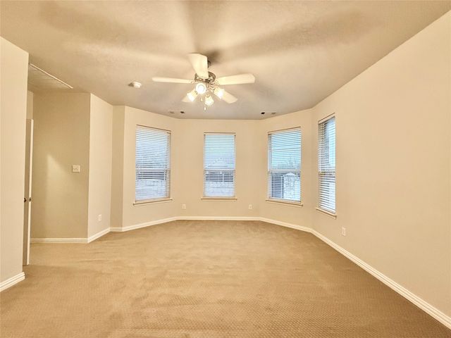 2916 Red Wolf Drive, Fort Worth, TX 76244