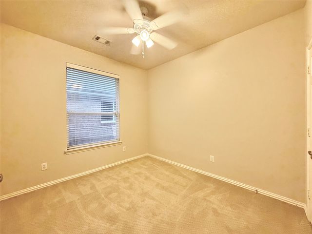 2916 Red Wolf Drive, Fort Worth, TX 76244