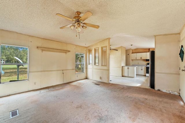 520 County Road 3372, Cleveland, TX 77327