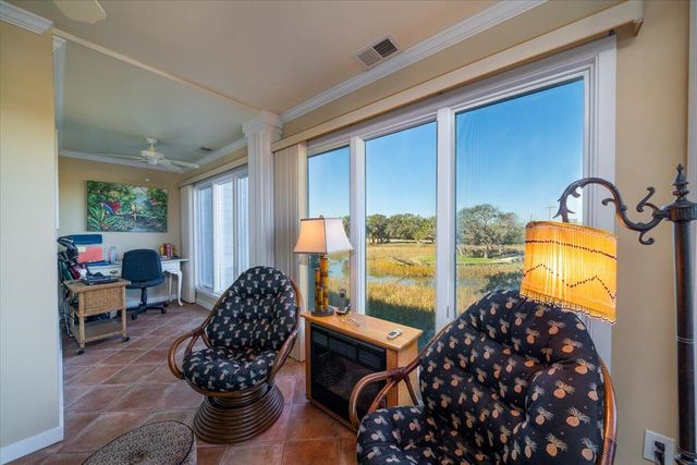 17 Linkside Court, Isle Of Palms, SC 29451