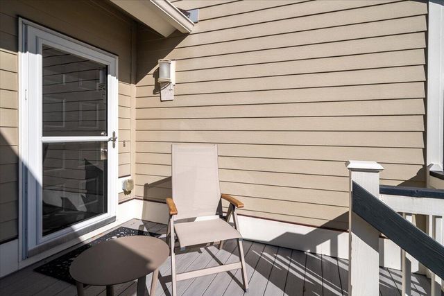 17 Linkside Court, Isle Of Palms, SC 29451