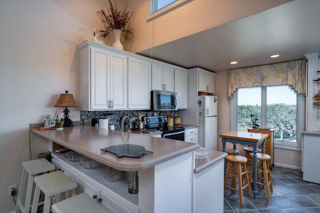 17 Linkside Court, Isle Of Palms, SC 29451