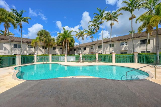 7760 NW 22nd St 103, Pembroke Pines, FL 33024