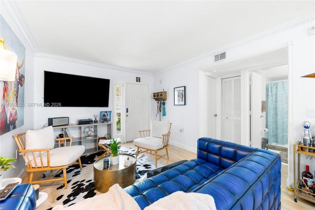 7760 NW 22nd St 103, Pembroke Pines, FL 33024