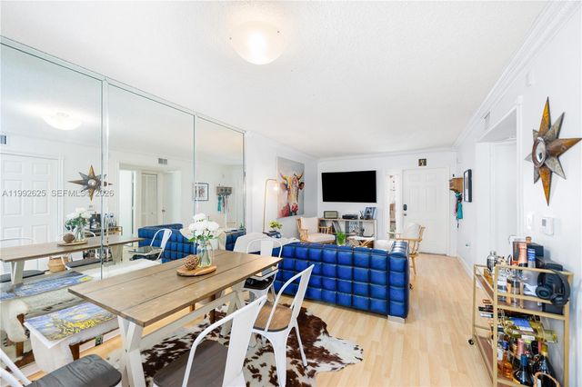 7760 NW 22nd St 103, Pembroke Pines, FL 33024