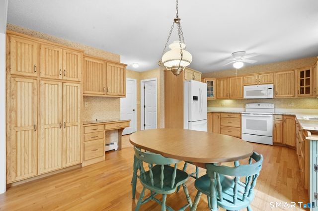 7 Bradway Pond Road, Stafford, CT 06076