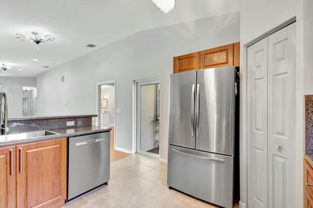 2270 Windjammer Way, West Palm Beach, FL 33411