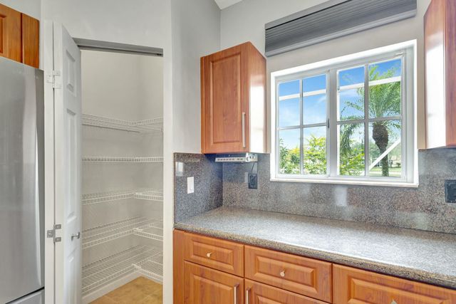 2270 Windjammer Way, West Palm Beach, FL 33411