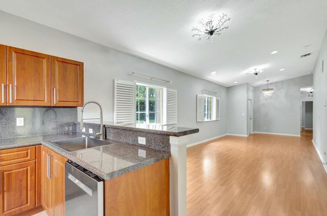 2270 Windjammer Way, West Palm Beach, FL 33411