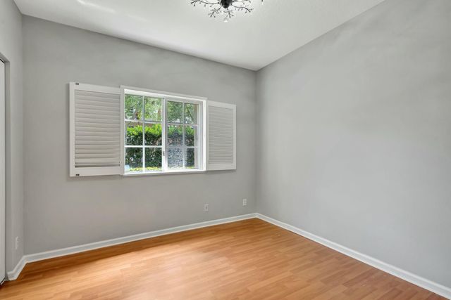 2270 Windjammer Way, West Palm Beach, FL 33411