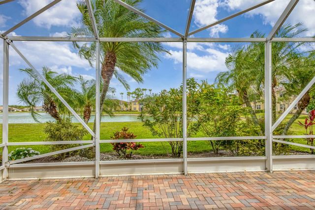 2270 Windjammer Way, West Palm Beach, FL 33411