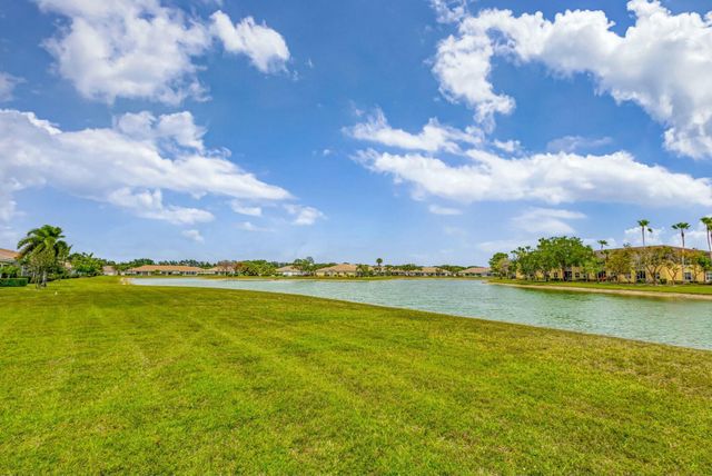 2270 Windjammer Way, West Palm Beach, FL 33411