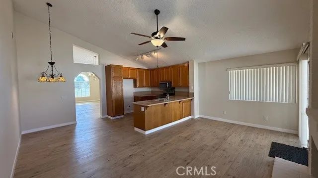 802 S Bay Hill, Banning, CA 92220