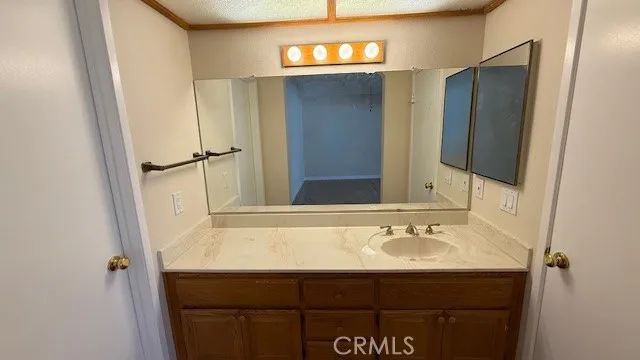 802 S Bay Hill, Banning, CA 92220