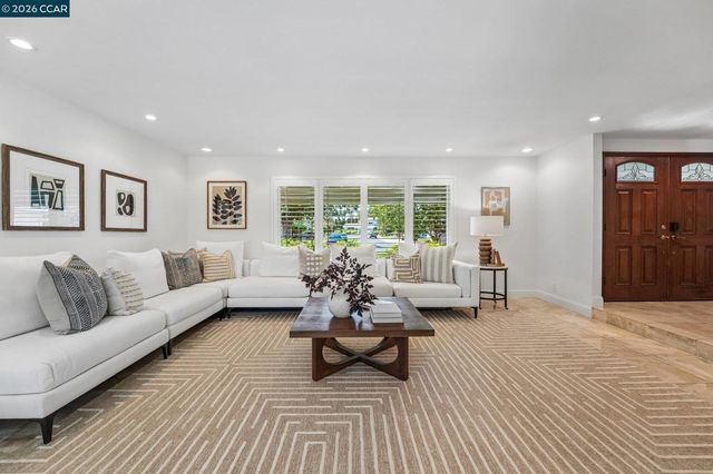 6740 Via San Blas, Pleasanton, CA 94566