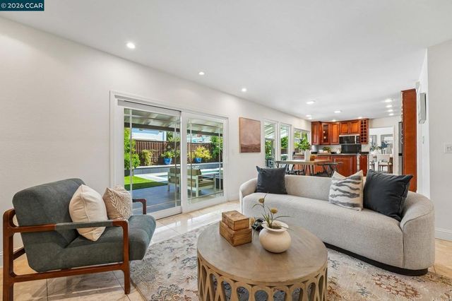 6740 Via San Blas, Pleasanton, CA 94566