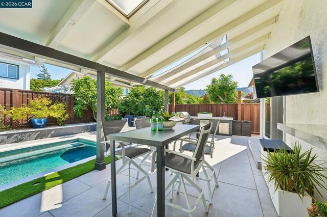 6740 Via San Blas, Pleasanton, CA 94566