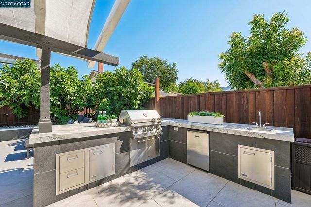 6740 Via San Blas, Pleasanton, CA 94566