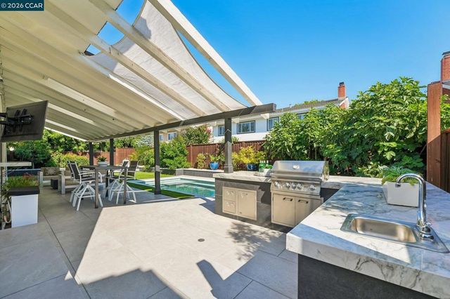 6740 Via San Blas, Pleasanton, CA 94566