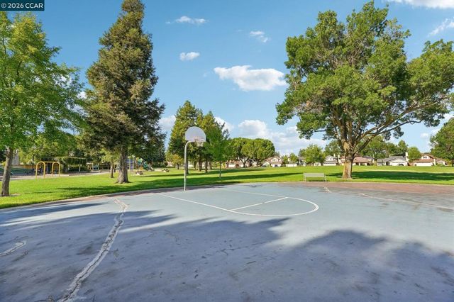 6740 Via San Blas, Pleasanton, CA 94566