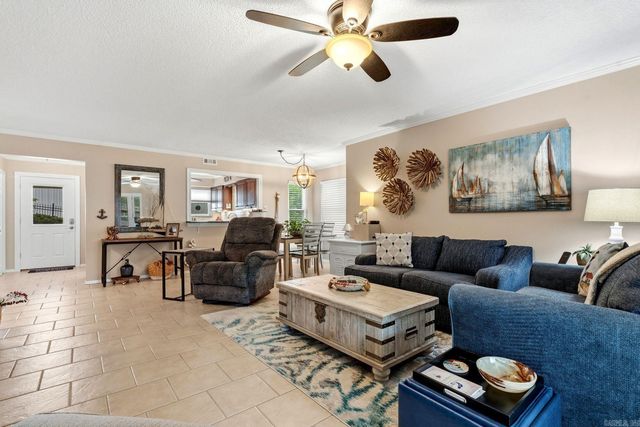 1201 Airport Road, Unit C-11, Hot Springs, AR 71913