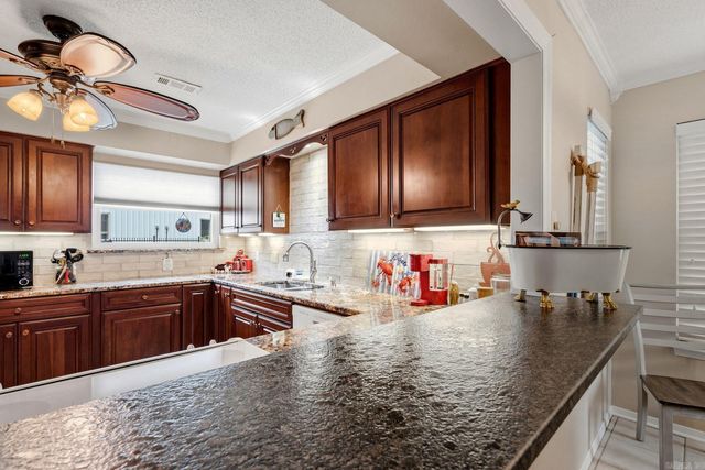 1201 Airport Road, Unit C-11, Hot Springs, AR 71913