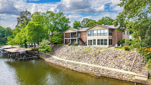 1201 Airport Road, Unit C-11, Hot Springs, AR 71913